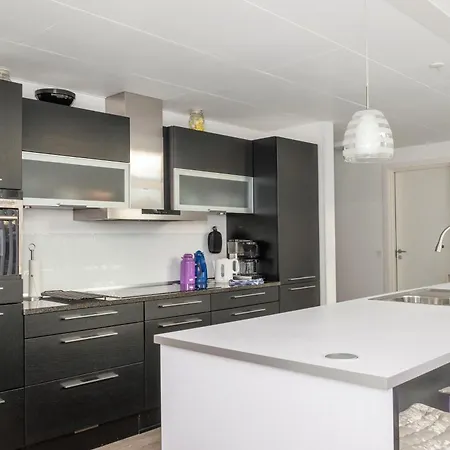 Amazing In Knebel With 4 Bedrooms, Sauna And Internet Holiday home Ebeltoft
